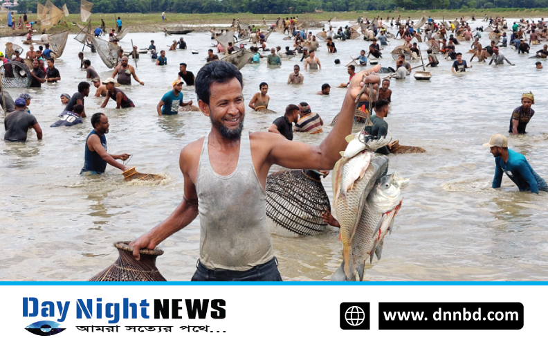 সিলেটের বিশ্বনাথে গোয়াহরি বিলে ঐতিহ্যময় “ পলো বাওয়া উৎসব” উৎযাপিত 